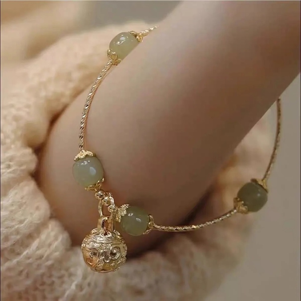 Exquisite Adjustable 18k Gold Plated Bell Bangle Bracelet